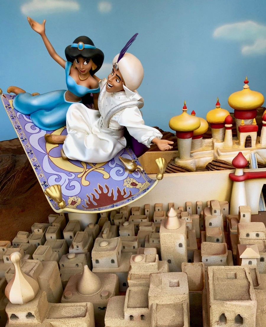 Aladdin Store Display Hidden Mickey