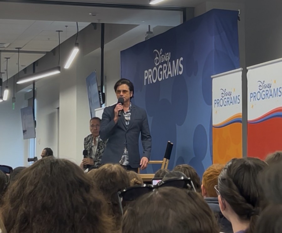 John Stamos Inspires Disney College Program Participants at Flamingo Crossings