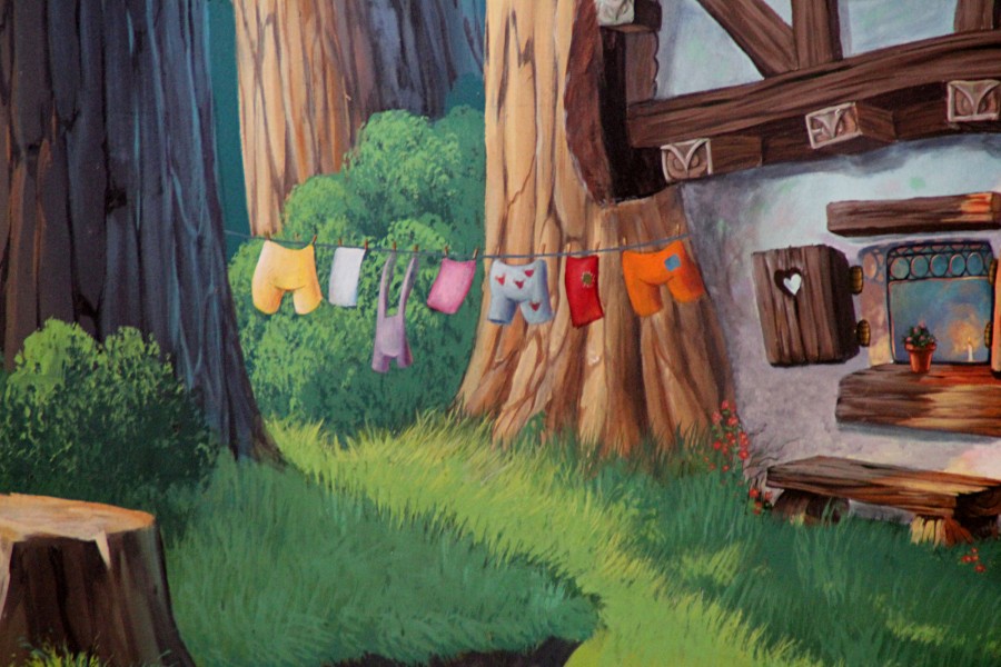 Snow White Hidden Mickey